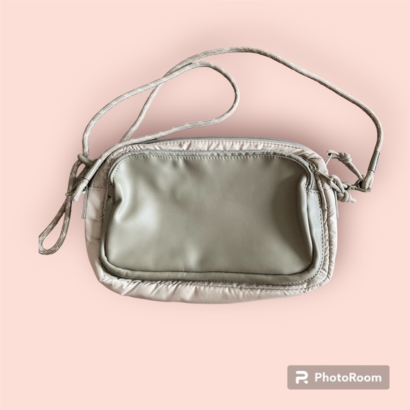 All Zipped Up Crossbody Purse - Picture 2 of 5